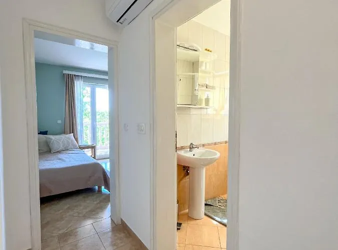 Emilija Διαμέρισμα *