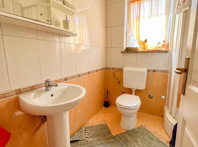 Emilija Διαμέρισμα